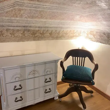 Daire Elegante In Centro. Torino