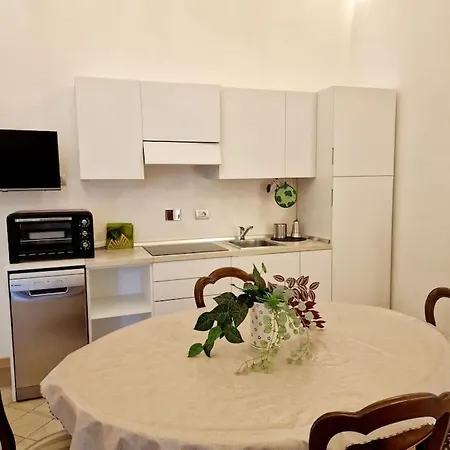 Apartamento Elegante In Centro. Turín