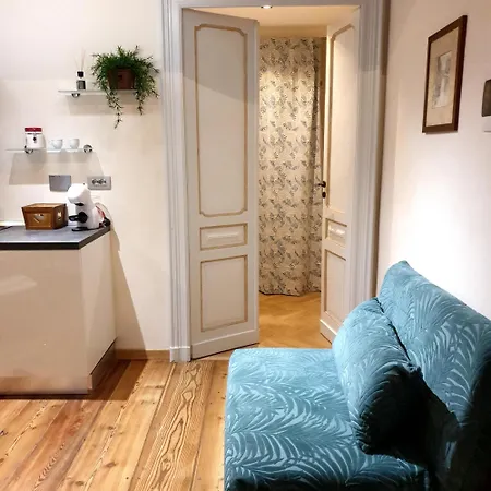 Elegante In Centro. Апартаменты *