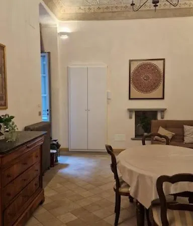 Elegante In Centro. 토리노